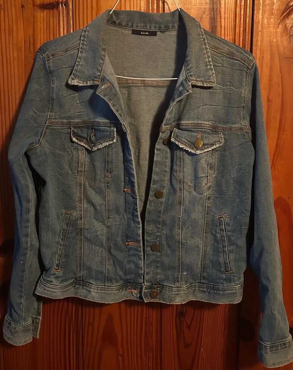 KIABI women’s light washed distressed denim jacket western size 10